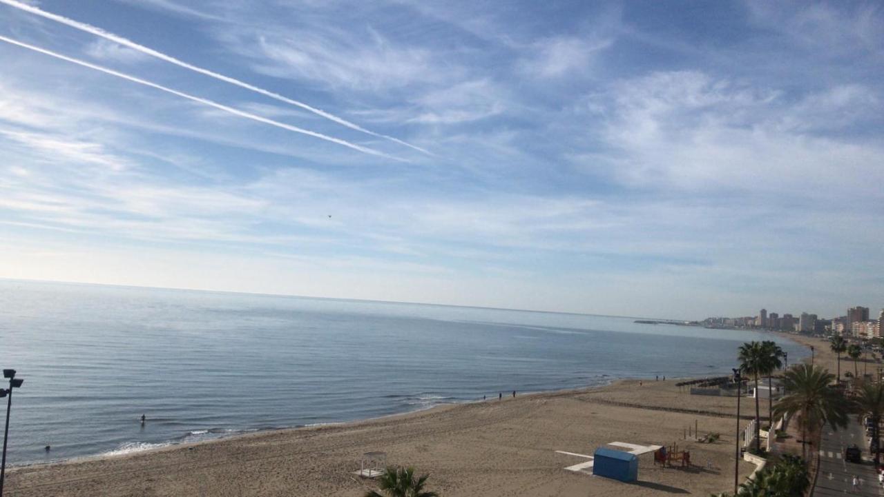 Apartamento En Primera Linea/Beachfront Apartment Fuengirola Exterior photo