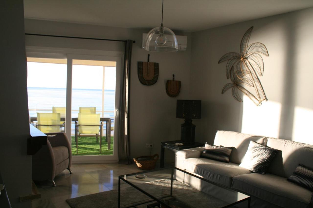 Apartamento En Primera Linea/Beachfront Apartment Fuengirola Exterior photo
