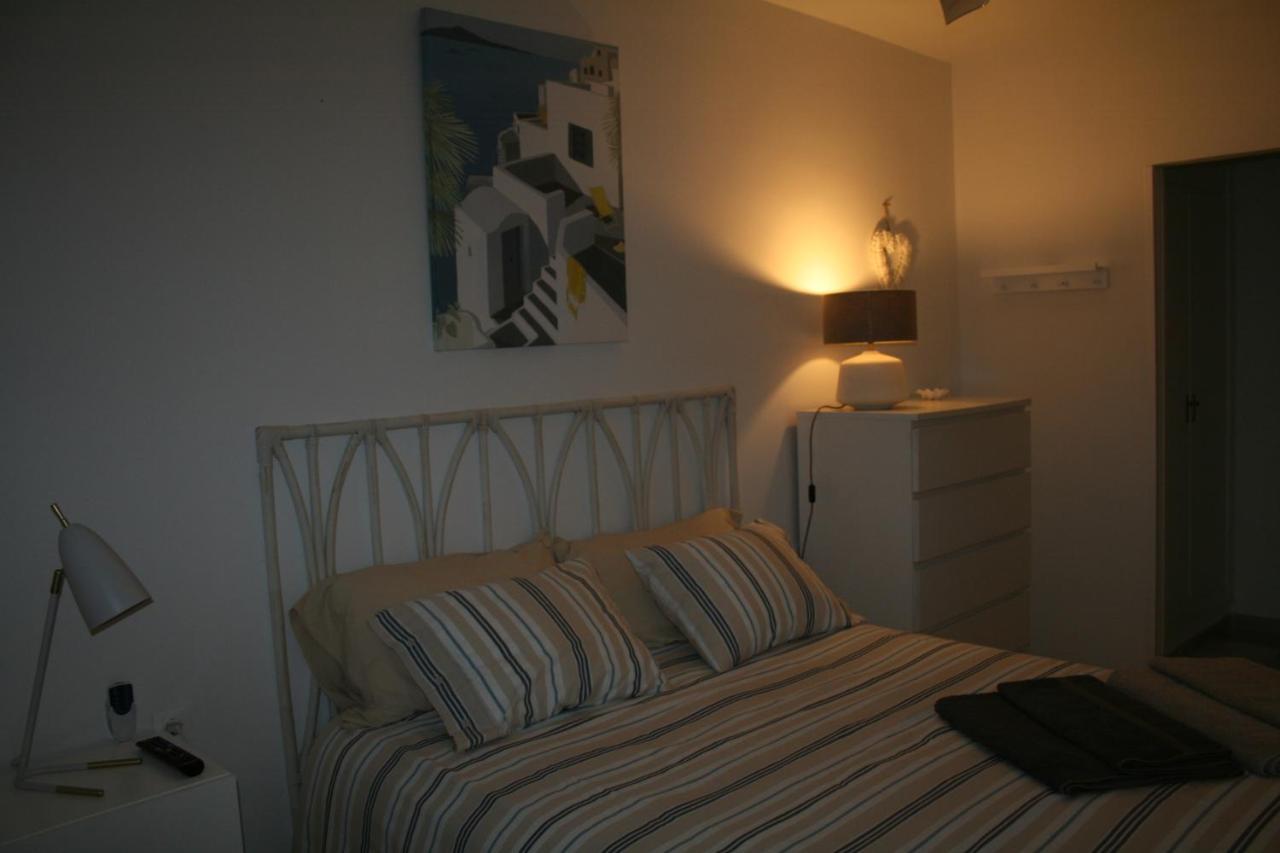 Apartamento En Primera Linea/Beachfront Apartment Fuengirola Exterior photo