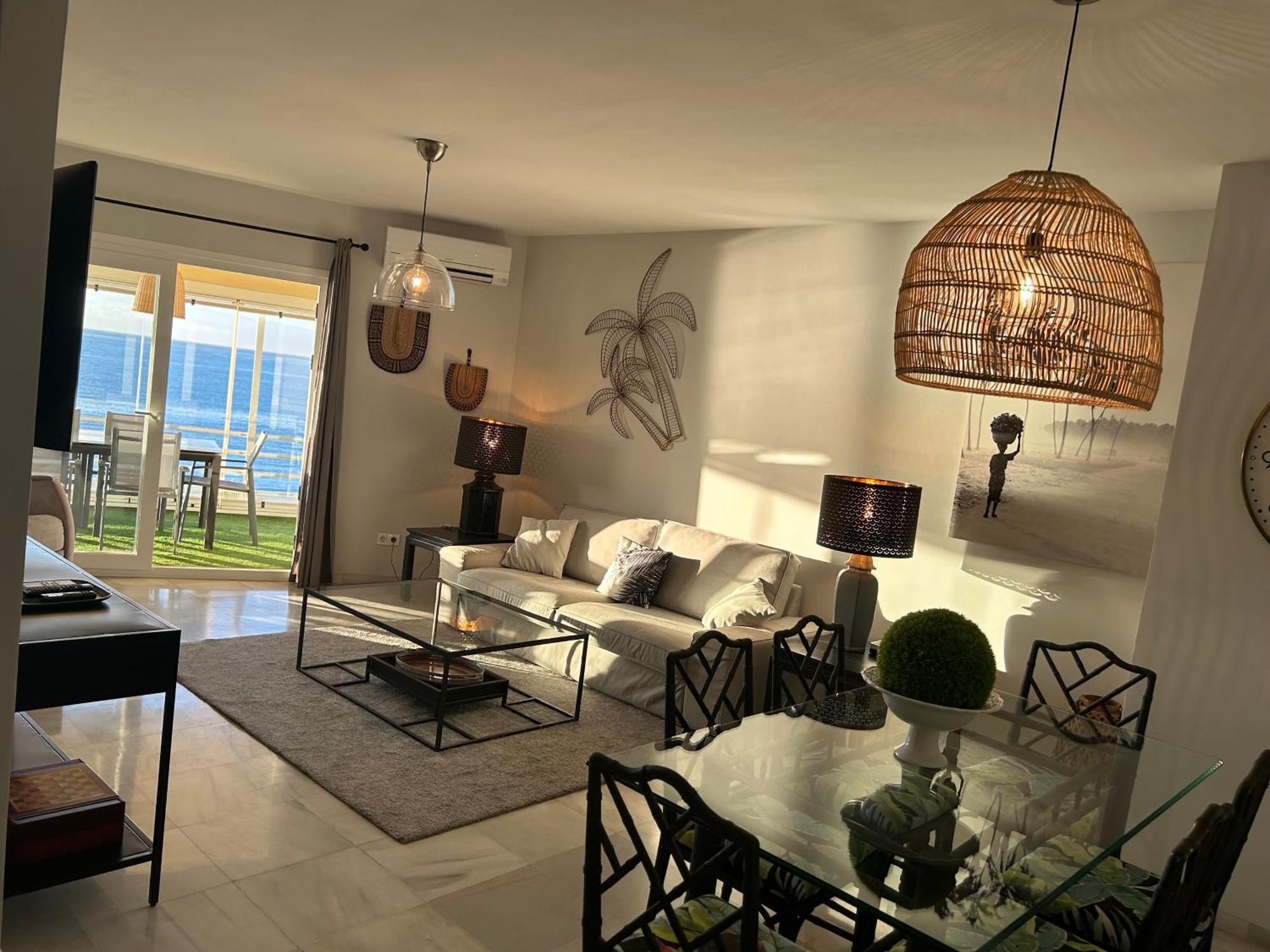 Apartamento En Primera Linea/Beachfront Apartment Fuengirola Exterior photo